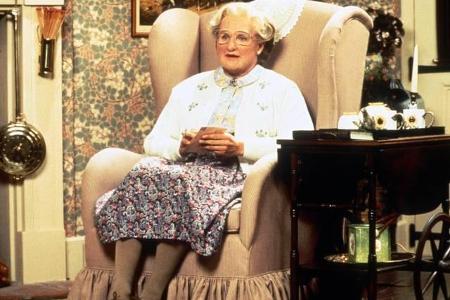 Den meisten ist er aber sicher auch durch seine Rolle des Kindermädchens Mrs. Doubtfire in Erinnerung und natürlich durch se...