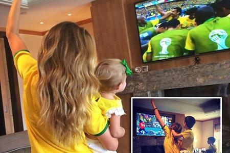 Hier jubelt Bündchen noch über den Sieg ihrer Selecao - das war natürlich vor dem Spiel gegen Deutschland