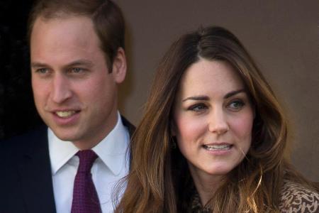 Adel verpflichtet: Prinz William und Herzogin Catherine bedanken sich artig Adel verpflichtet: Prinz William und Herzogin Catherine bedanken sich artig