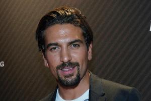 Elyas M'Barek gibt gern den Gentleman