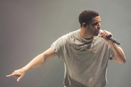 Drake bei einem Auftritt in Atlanta Drake bei einem Auftritt in Atlanta