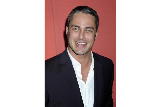 ...Taylor Kinney dürfte es aber gelassen nehmen, wenn dem so sein sollte. Schließlich kennt er seine Gaga so privat wie kein...