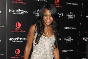 Bobbi Kristina Brown "kämpft um ihr Leben"