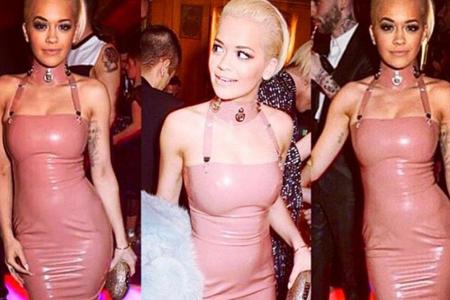 Diese Collage ihres Outfits postete Rita Ora auf Instagram