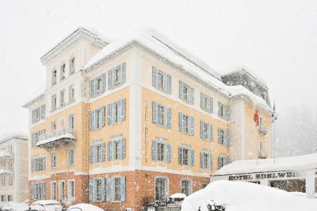 Wintersporthotel mit Theaterbühne: Das Edelweiss im Sils-Maria