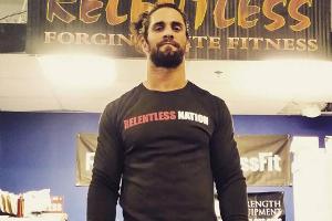 WWE-Star: Nacktskandal um Seth Rollins