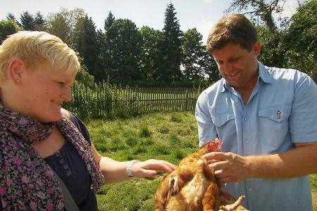 04 Ralf und Ursula RTL Huhn 100204543.jpg