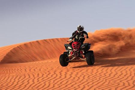 Mit dem Quad auf Abenteuertour in der Wüste