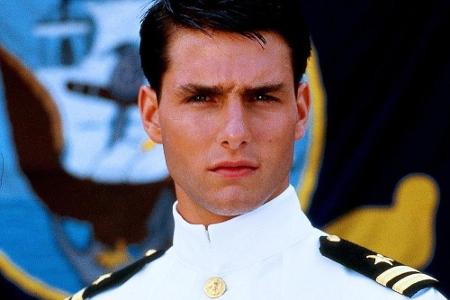 Tom Cruise in smarter Marineuniform in 