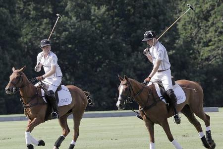 ...Polo schienen lange Zeit die absoluten Lieblingsbeschäftigungen des jungen Prinzen zu sein. Den Wendepunkt brachte seine ...