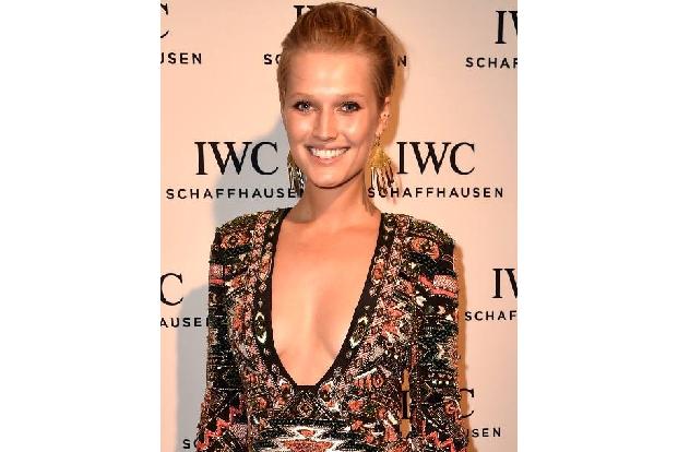 02 Toni Garrn httpswww.facebook.comToniGarrnOfficial 10846241_591182267677869_6560049453784020376_n.jpg