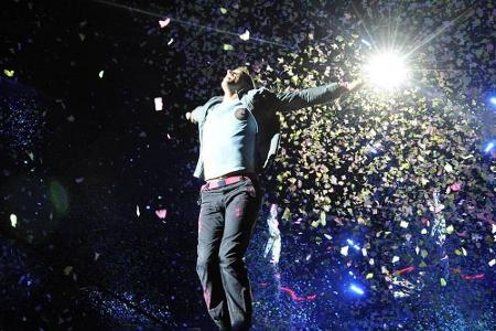 Coldplay-Sänger Chris Martin auf einem Konzert in Prag