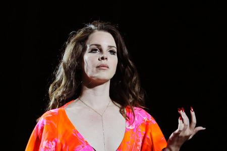 Was sich hinter Lana Del Reys melancholischen Augen verbirgt, lässt sich nur erahnen