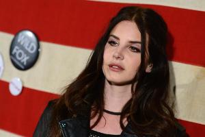 Lana Del Rey spricht weiter über das Sterben