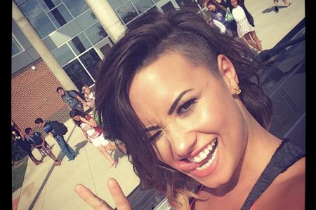 Demi Lovato überrascht ihren Cousin Demi Lovato überrascht ihren Cousin