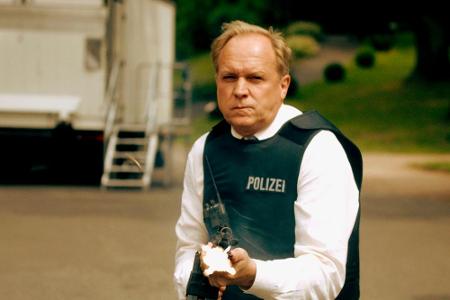 Felix Murot (Ulrich Tukur) muss um sein Leben kämpfen Felix Murot (Ulrich Tukur) muss um sein Leben kämpfen