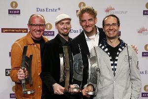 "Boomshakkalakka" auf dem Charts-Thron vor Wise Guys