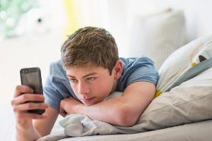 Facebook sellt Chat-App "Rooms" vor