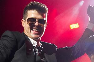 Wilde Scheidungsparty für Robin Thicke
