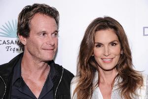 Cindy Crawford: Nackedei-Kunst für 30.000 Dollar