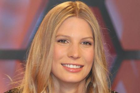 Sie steht auf eigenen Füßen: Model und Schauspielerin Sarah Brandner Sie steht auf eigenen Füßen: Model und Schauspielerin Sarah Brandner
