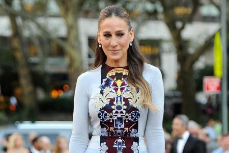 Sarah Jessica Parker macht fleißig Werbung für ihre Schuhkollektion Sarah Jessica Parker macht fleißig Werbung für ihre Schuhkollektion