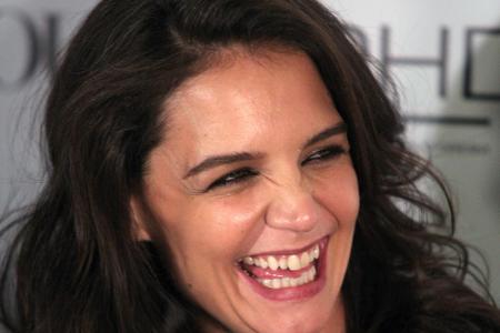 Ob Katie Holmes ihrer Tochter Suri wohl die richtigen Weihnachtsgeschenke besorgt und diese sich dann genauso freut? Ob Katie Holmes ihrer Tochter Suri wohl die richtigen Weihnachtsgeschenke besorgt und diese sich dann genauso freut?