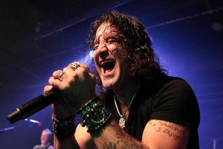 Scott Stapp von Creed bei einem Konzert im April 2014 Scott Stapp von Creed bei einem Konzert im April 2014