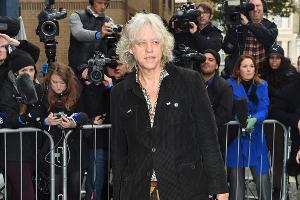 Band Aid 30: Bob Geldof und seine Stars singen gegen Ebola