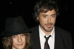 Drogenentzug! Robert Downey jr. ist stolz auf seinen Sohn Indio
