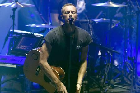 Drei Monate nach der Trennung: Coldplay-Sänger Chris Martin bei den Drei Monate nach der Trennung: Coldplay-Sänger Chris Martin bei den