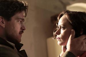 Nelly Lenz (Nina Hoss) ist auf der Suche nach ihrem früheren Leben