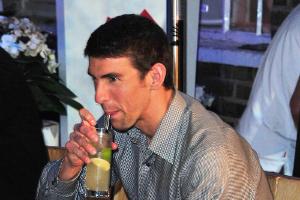 Sollte weniger tief ins Glas blicken: Michael Phelps