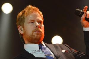 Peter Fox bringt Show-Trommeln nach Deutschland