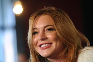 Lindsay Lohan blamiert sich bei Theater-Premiere