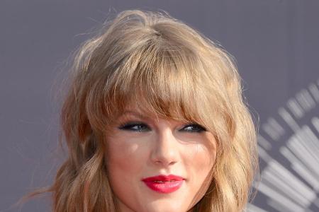 Taylor Swift will nicht mehr länger mit ihren Beziehungen Schlagzeilen schreiben Taylor Swift will nicht mehr länger mit ihren Beziehungen Schlagzeilen schreiben