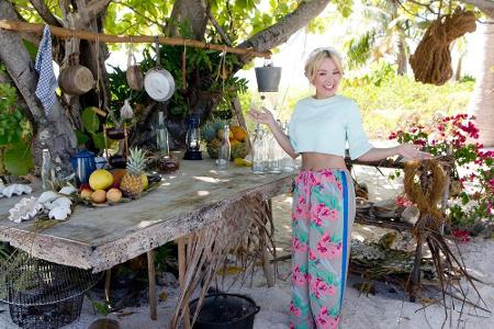 Nela Lee mitten im Paradies Nela Lee mitten im Paradies