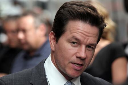 Mark Wahlberg ist mit der Braut seines Bruders nicht einverstanden Mark Wahlberg ist mit der Braut seines Bruders nicht einverstanden