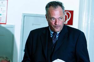 Sex bis zum Genickbruch: Ronald Schill veröffentlicht Skandal-Biografie