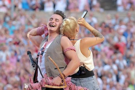 Sarah Connor zu Gast bei Andreas Gabaliers Konzert auf der Berliner Waldbühne Sarah Connor zu Gast bei Andreas Gabaliers Konzert auf der Berliner Waldbühne