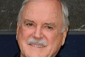 "Silly Walks"-App: 100.000 Pfund für John Cleese