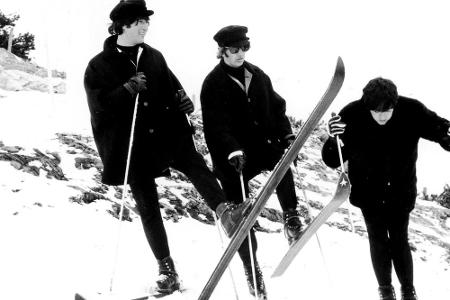 John, Ringo und Paul im Schnee. Wo ist George?