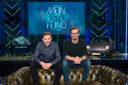 Hecken böse Aufgaben aus: Klaas Heufer-Umlauf (l.) und Joko Winterscheidt Hecken böse Aufgaben aus: Klaas Heufer-Umlauf (l.) und Joko Winterscheidt
