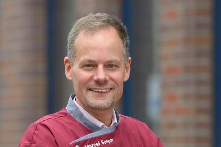 Marcel Seeger backt regelmäßig im TV, bei der WDR-Sendung Marcel Seeger backt regelmäßig im TV, bei der WDR-Sendung