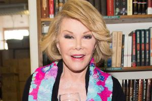 Joan Rivers: Haben die Ärzte gepfuscht?