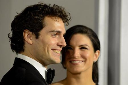 Waren eigentlich ein schönes Paar: Henry Cavill und Gina Carano sollen sich getrennt haben Waren eigentlich ein schönes Paar: Henry Cavill und Gina Carano sollen sich getrennt haben