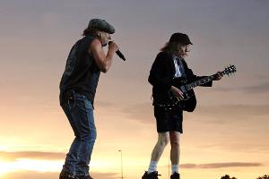AC/DC kündigen sieben weitere Konzerte in Deutschland an