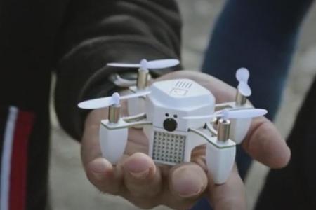 Diese Mini-Drohne soll in Zukunft für beeindruckende Fotos sorgen Diese Mini-Drohne soll in Zukunft für beeindruckende Fotos sorgen