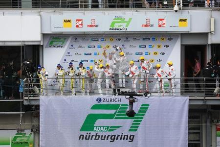 Podium - 24h-Rennen Nürburgring 2017 - Nordschleife - Sonntag - 28.5.2017