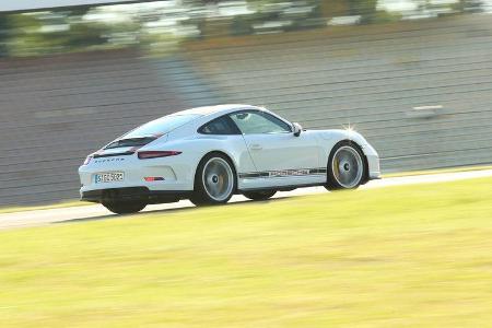 Porsche 911 R - Sportwagen - Sechsganghandschaltung - Saugmotor - Boxer - Test